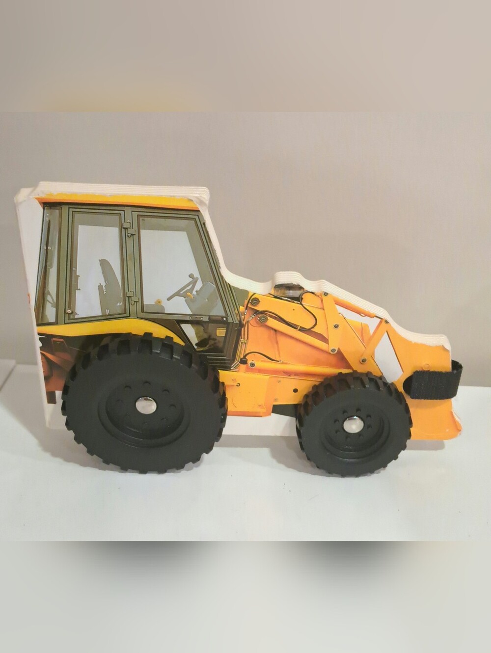Kids Boardbook With Wheels - Construction Vechicles Digger - DK